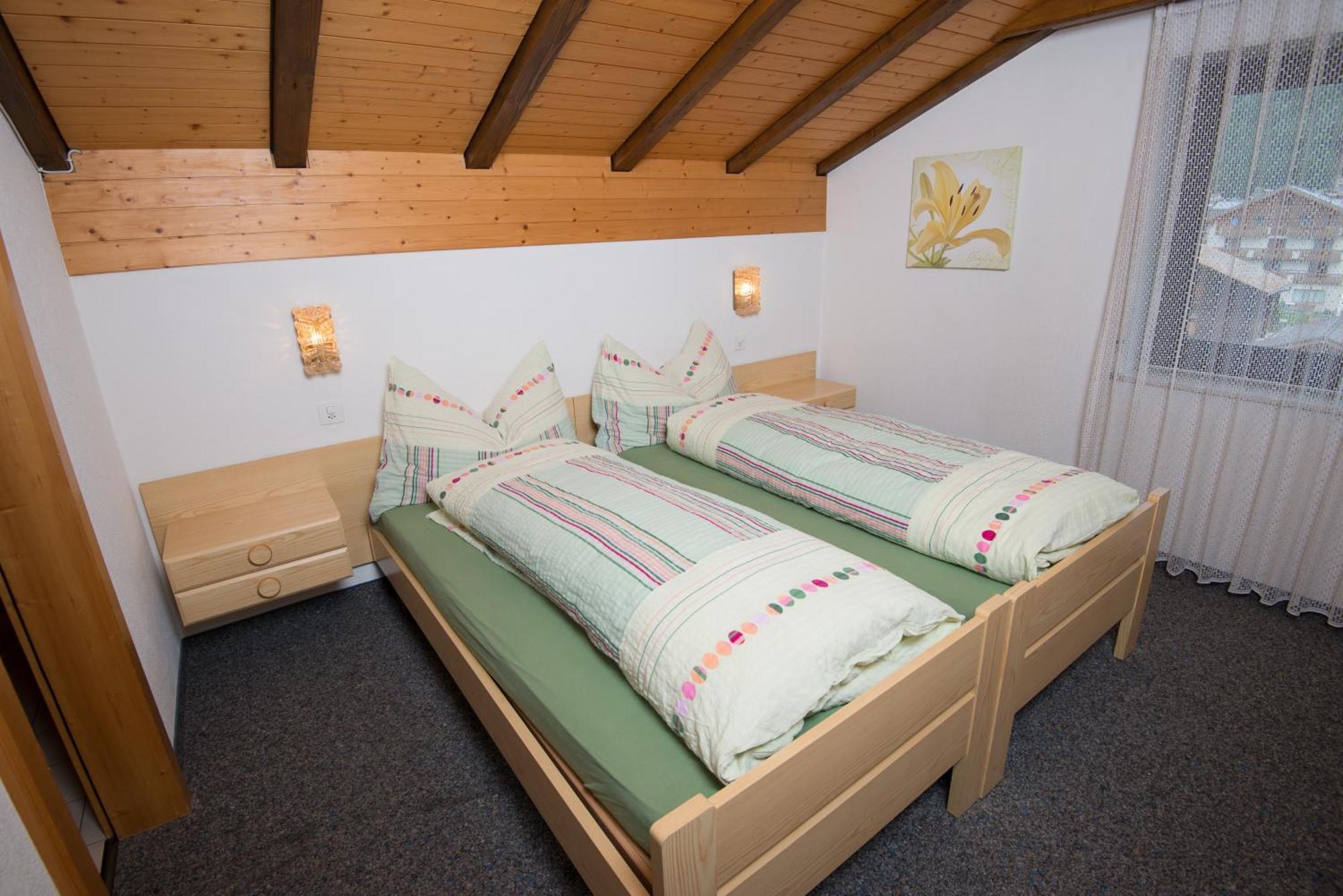 Ferienhaus Adonis Saas-Grund Room photo